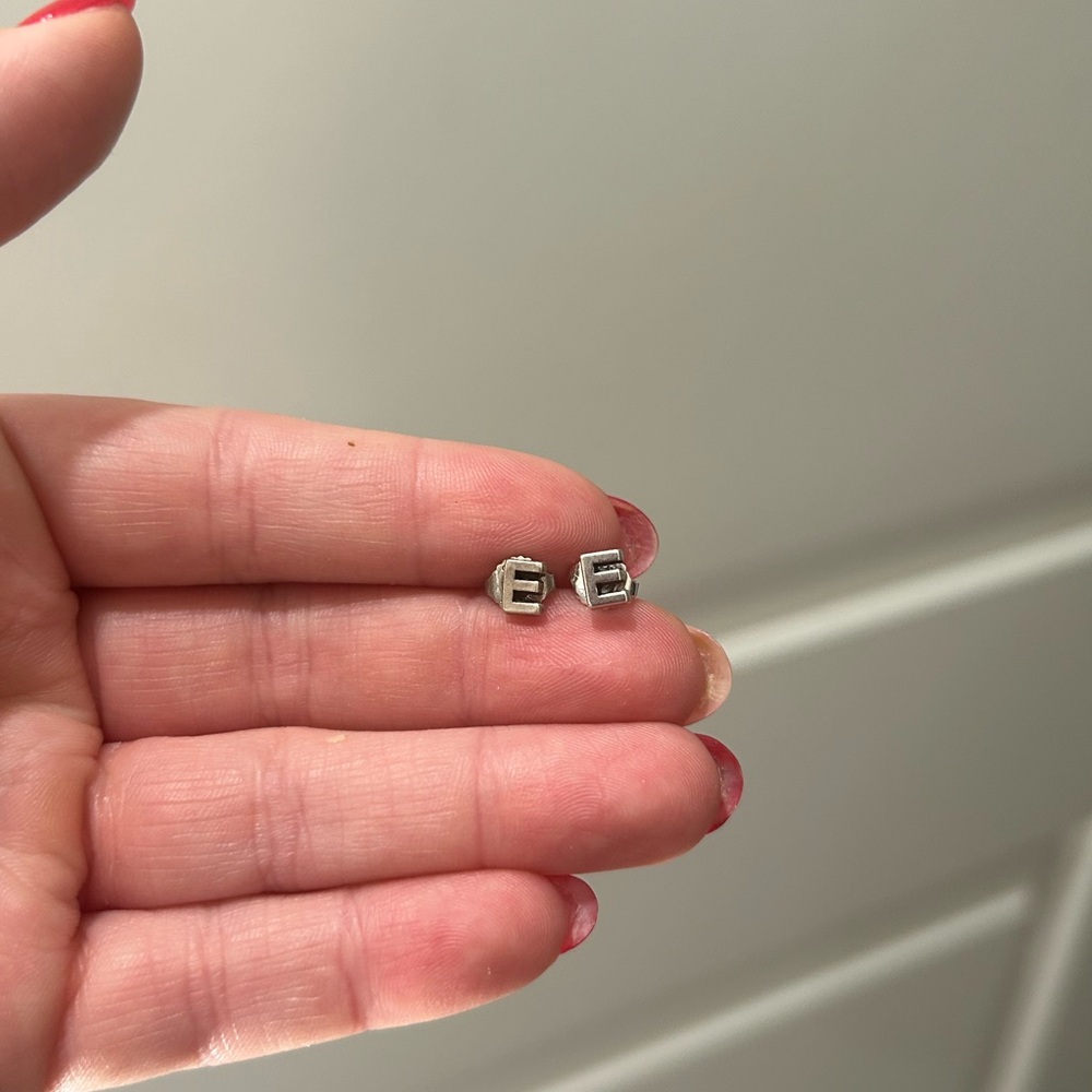 Retired James Avery Silver Initial “E” Stud Earrings